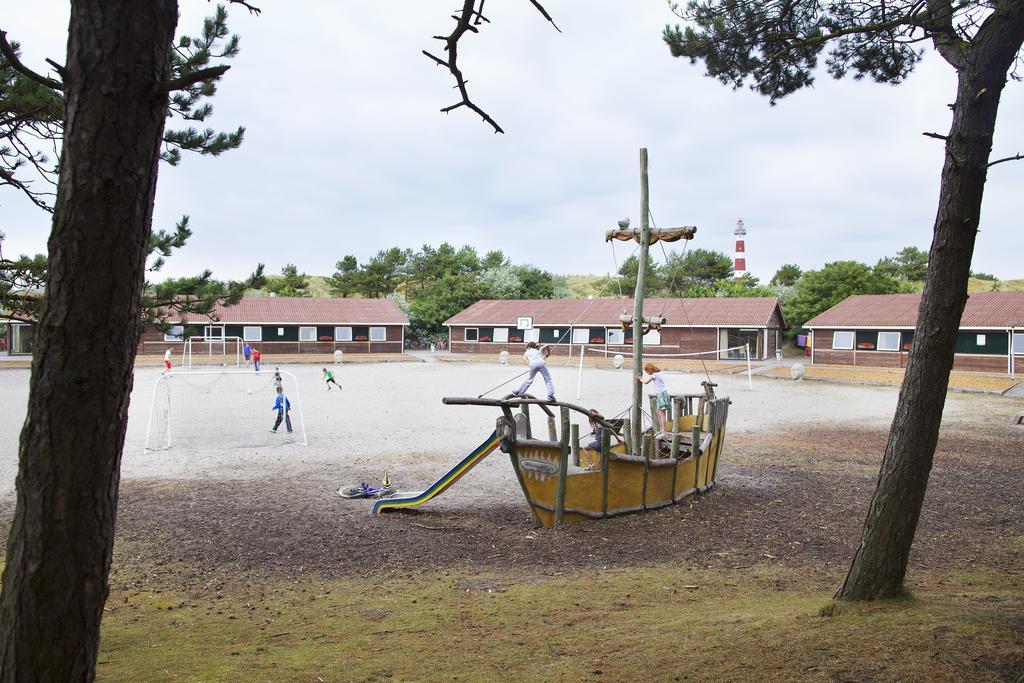 Auberge de jeunesse Sier Aan Zee à Hollum  Extérieur photo
